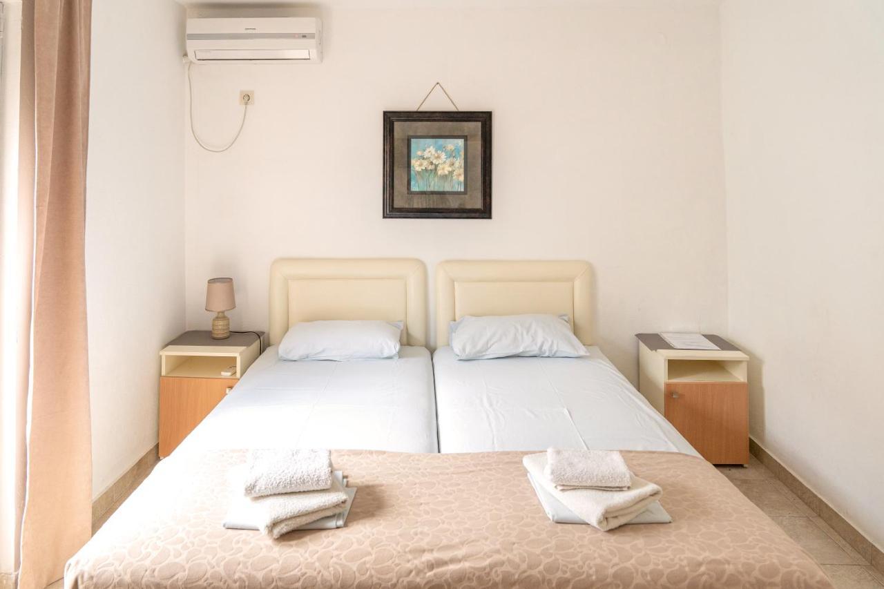 Guest House Jasna Budva Buitenkant foto