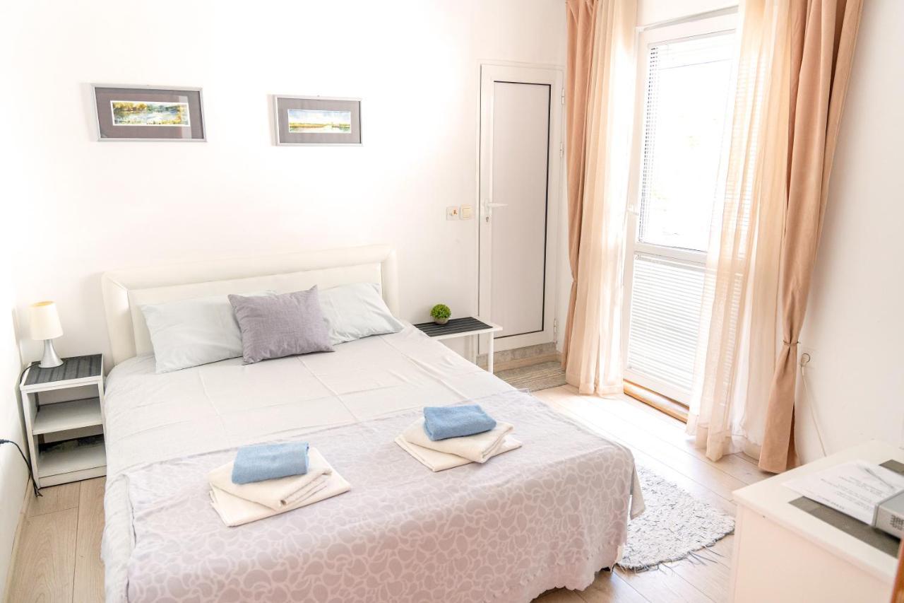 Guest House Jasna Budva Buitenkant foto