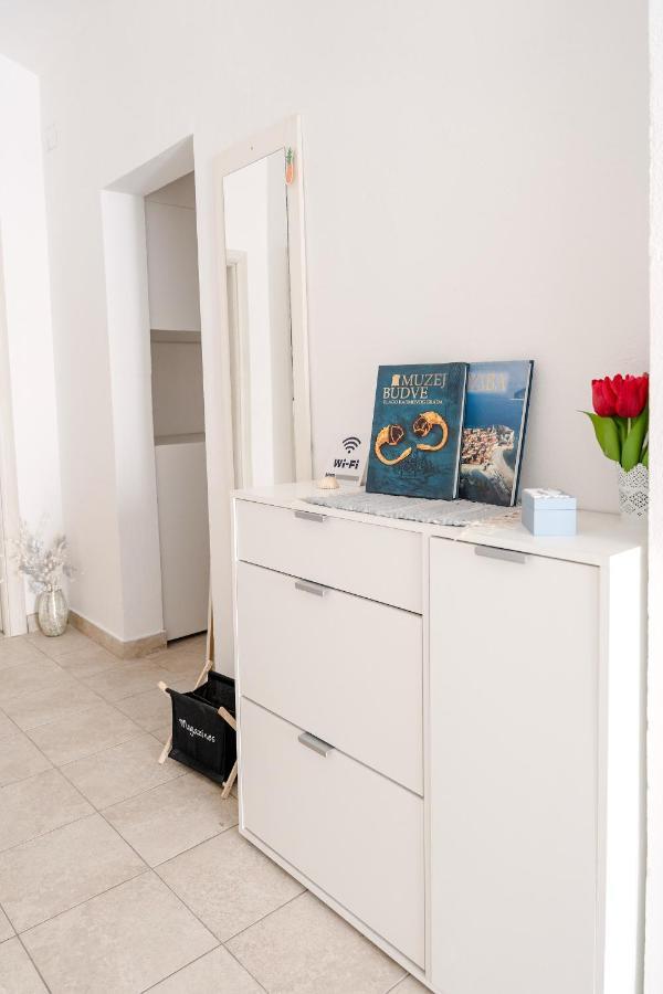 Guest House Jasna Budva Buitenkant foto