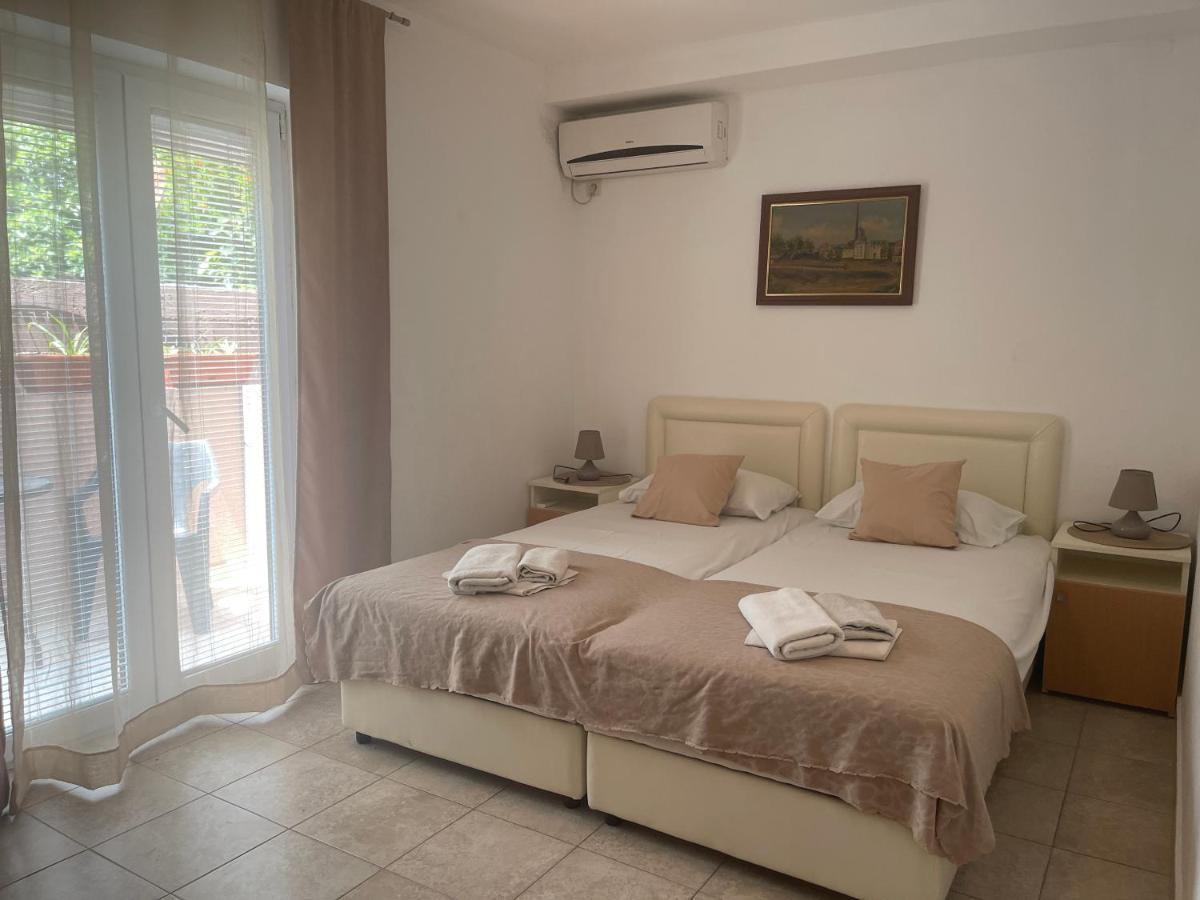 Guest House Jasna Budva Buitenkant foto