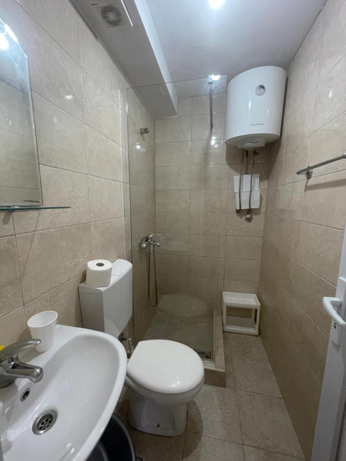 Guest House Jasna Budva Buitenkant foto