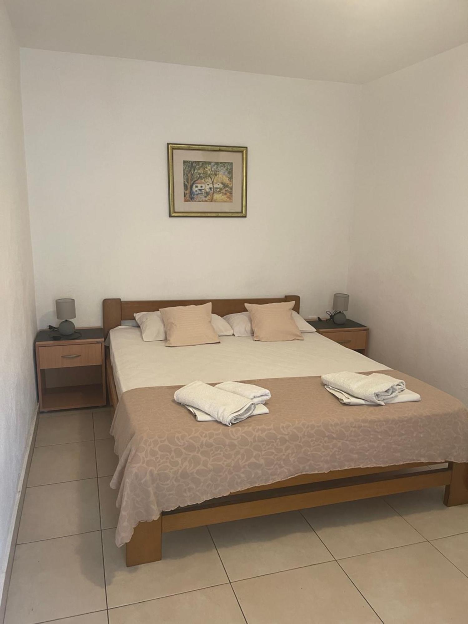 Guest House Jasna Budva Buitenkant foto