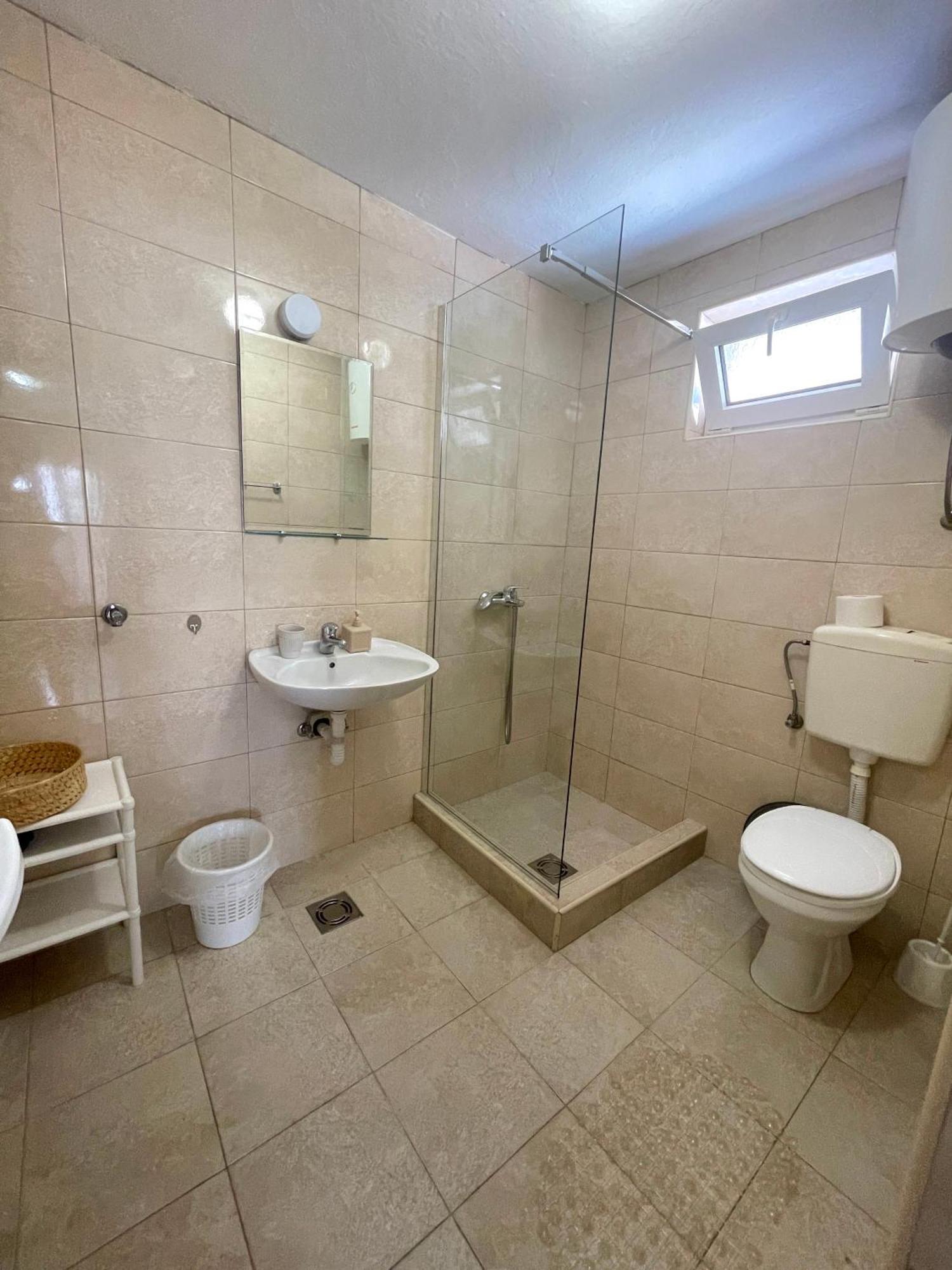 Guest House Jasna Budva Buitenkant foto